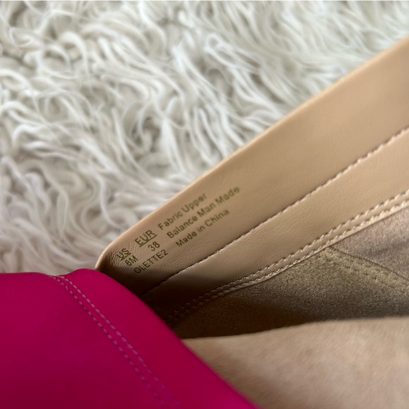 Sam Edelman Fuchsia Pink Satin Ankle Booties Size 8 - Picture 3 of 7